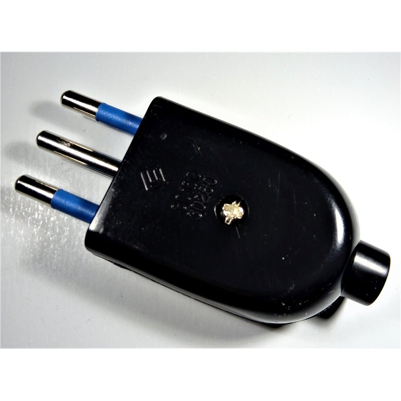 Spina 2P+T 10A 250V nera IMQ