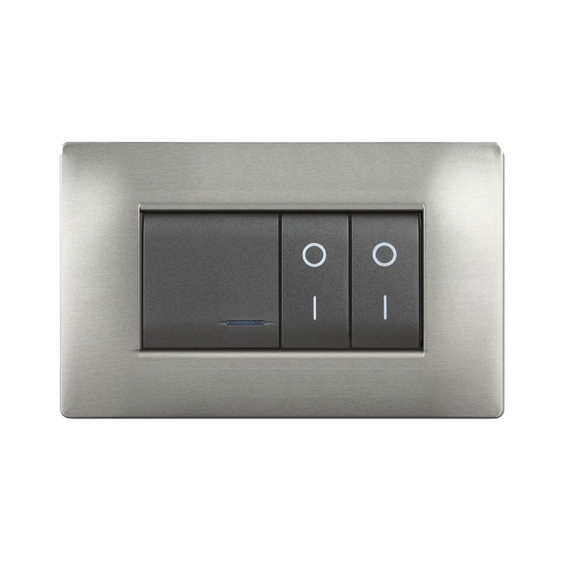 Placca MyLife Q 4 mod.acciaio satinato