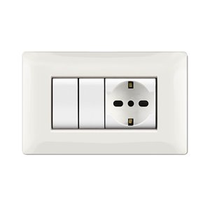 Placca MyLife Q 4 moduli bianco